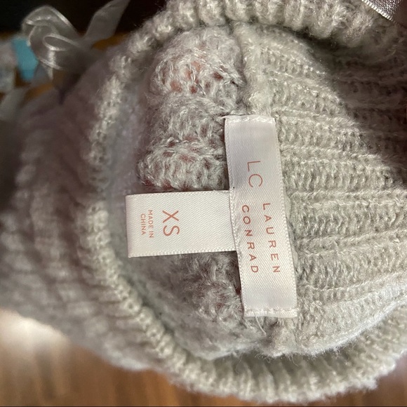 Lauren Conrad sweater XS - Picture 8 of 9